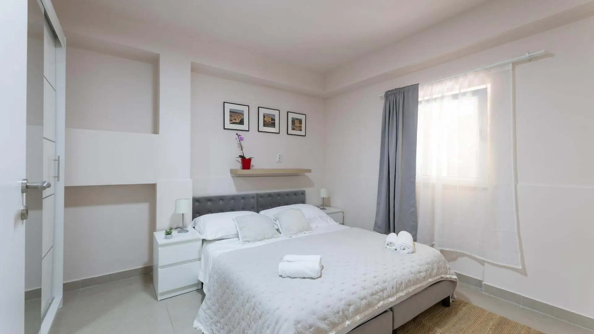 30 Meters From The Sea! Apartment Anamarija Kastela Croatia