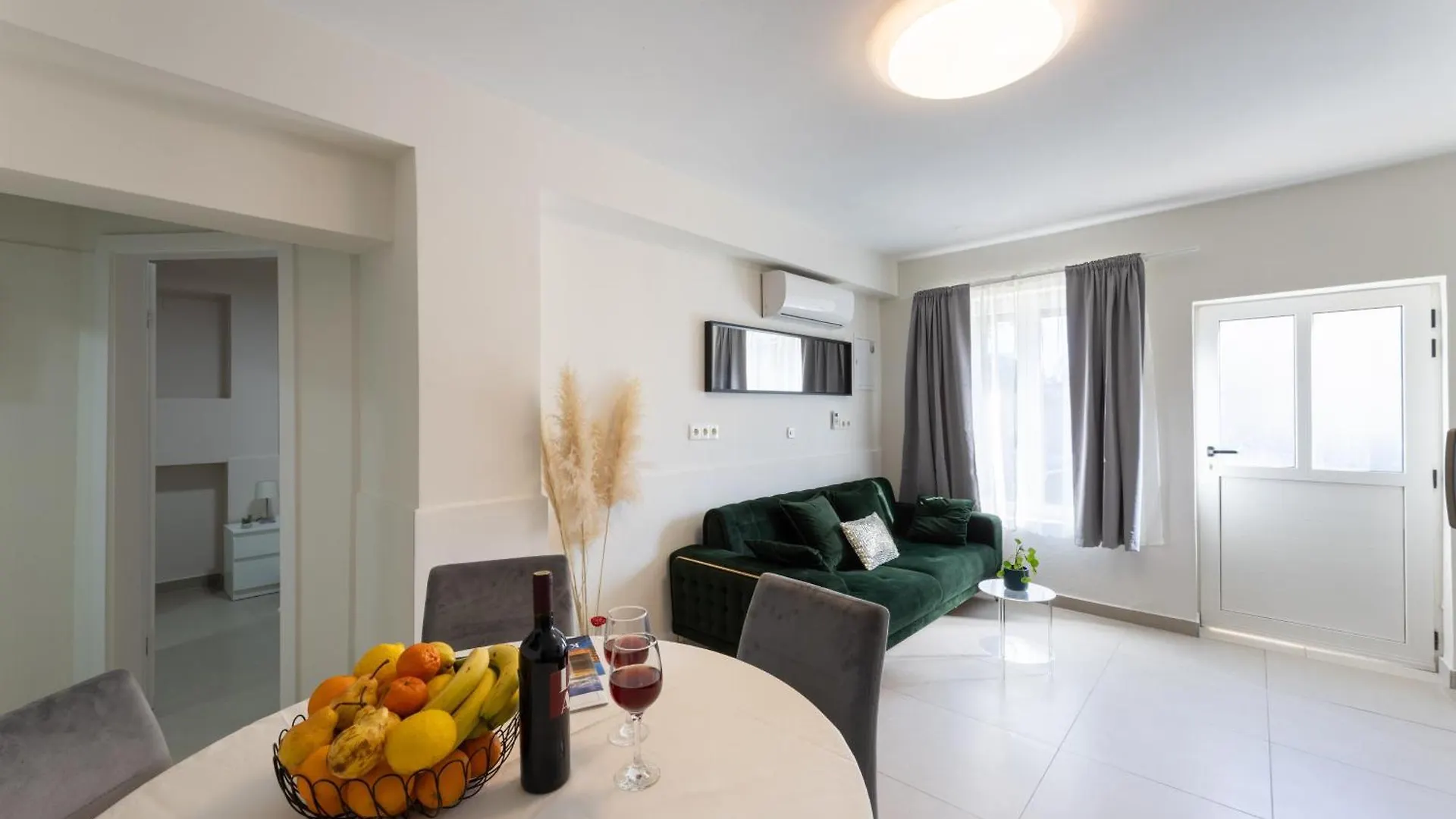 30 Meters From The Sea! Apartment Anamarija location